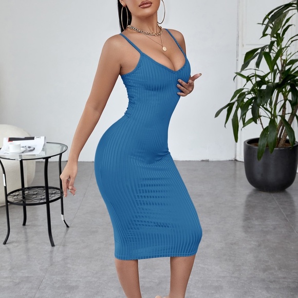 Blue bodycon Dress - Picture 2 of 5